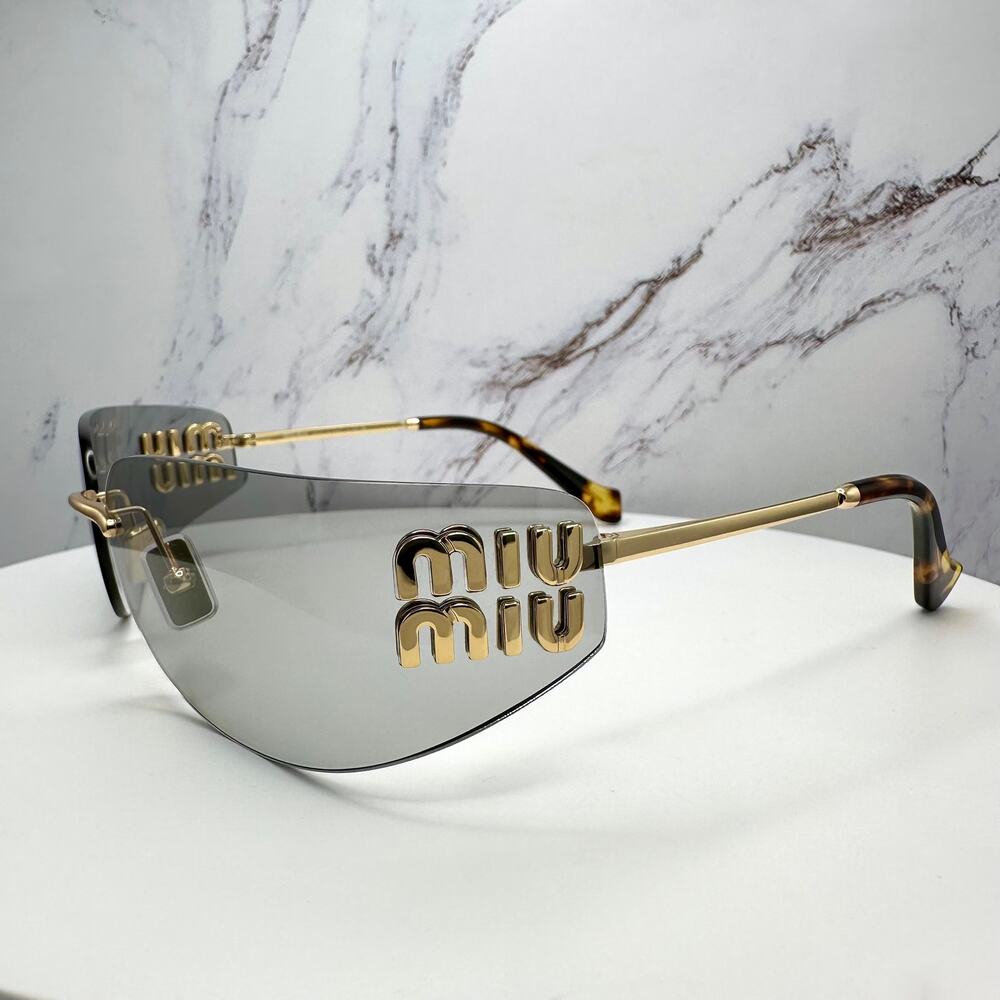 New MIU MIU Sunglasses - Picture 5 of 16
